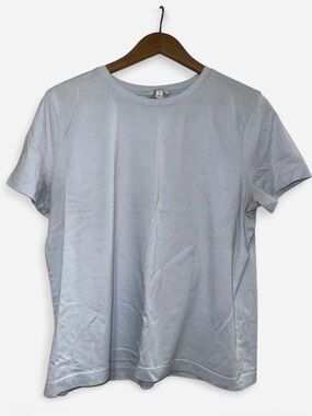 Banana Republic Light Blue Crew Neck Tee